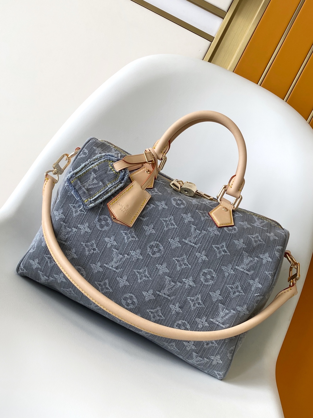 LV Speedy Soft 30 top version handbag
