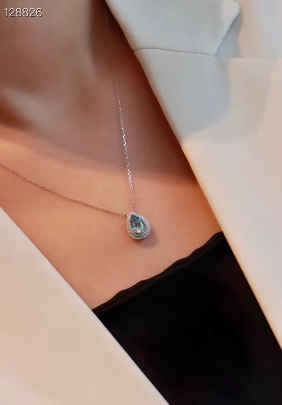 Tiffany aquamarine diamond necklace
