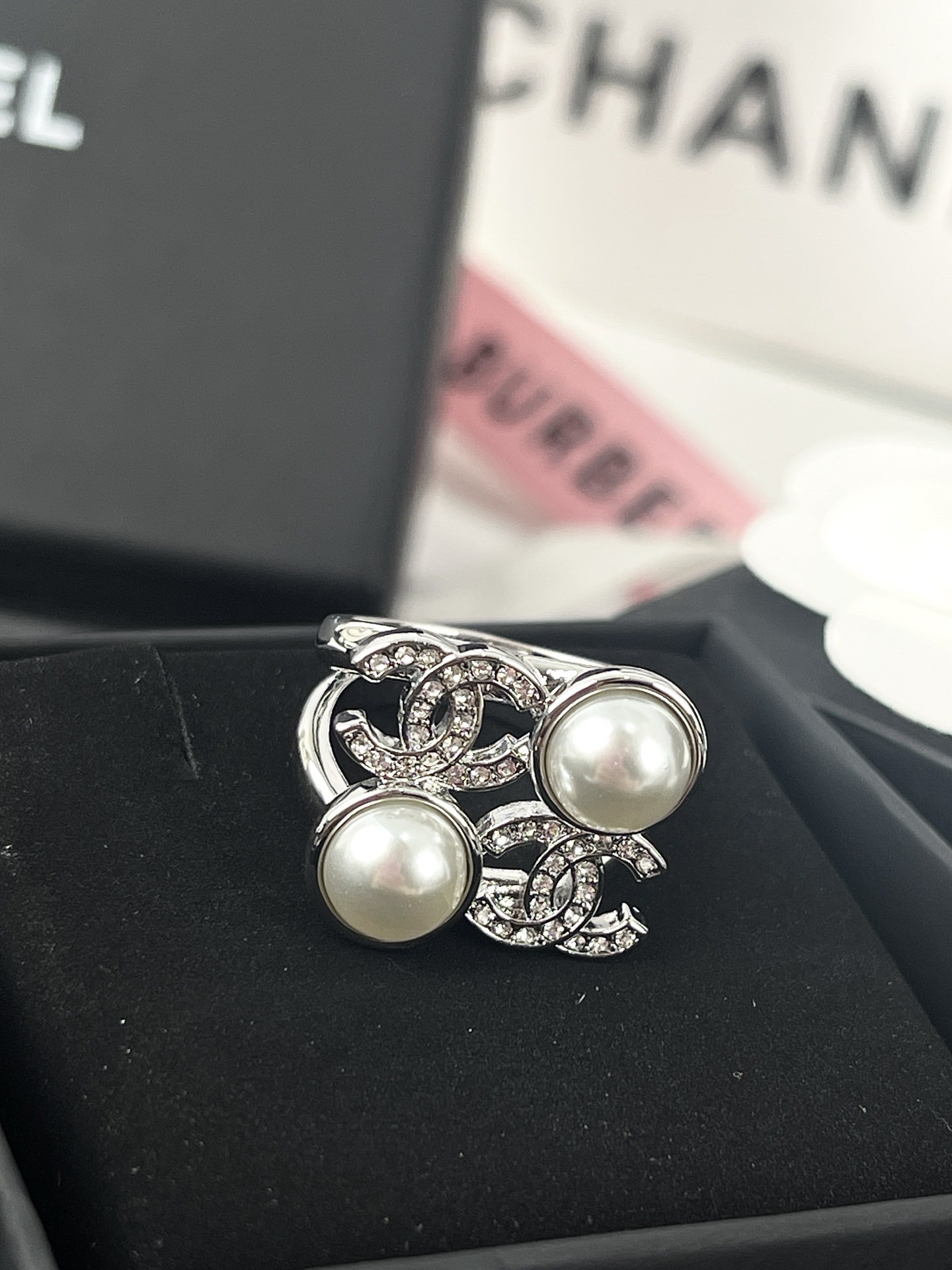 Chanel Silver Square Pearl Double C Full Diamond Ring