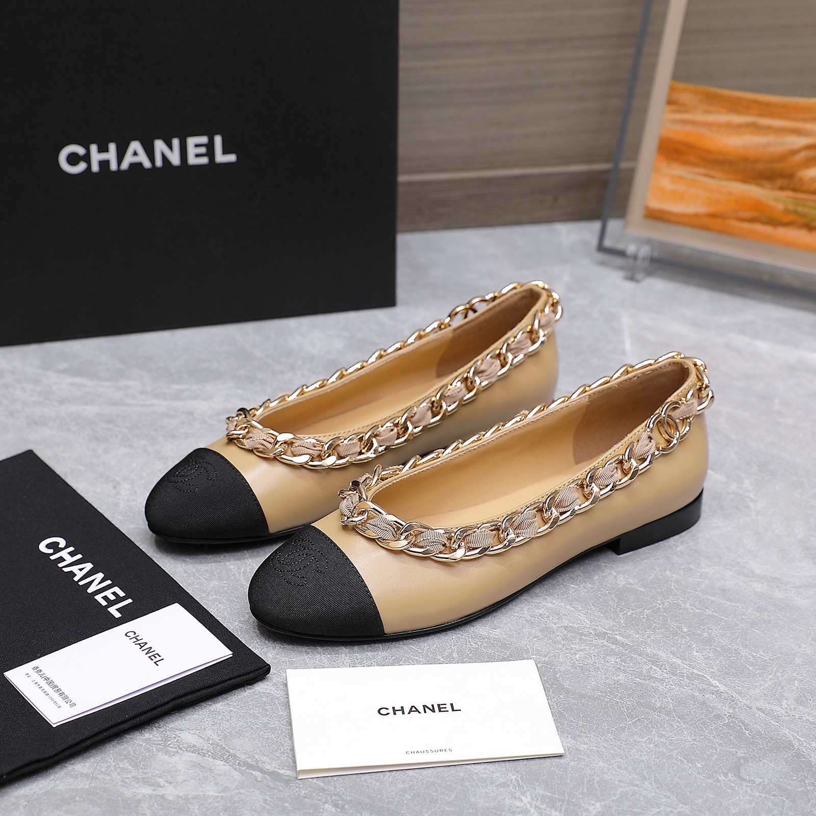 Top version of Chanel chain ballet shoes
