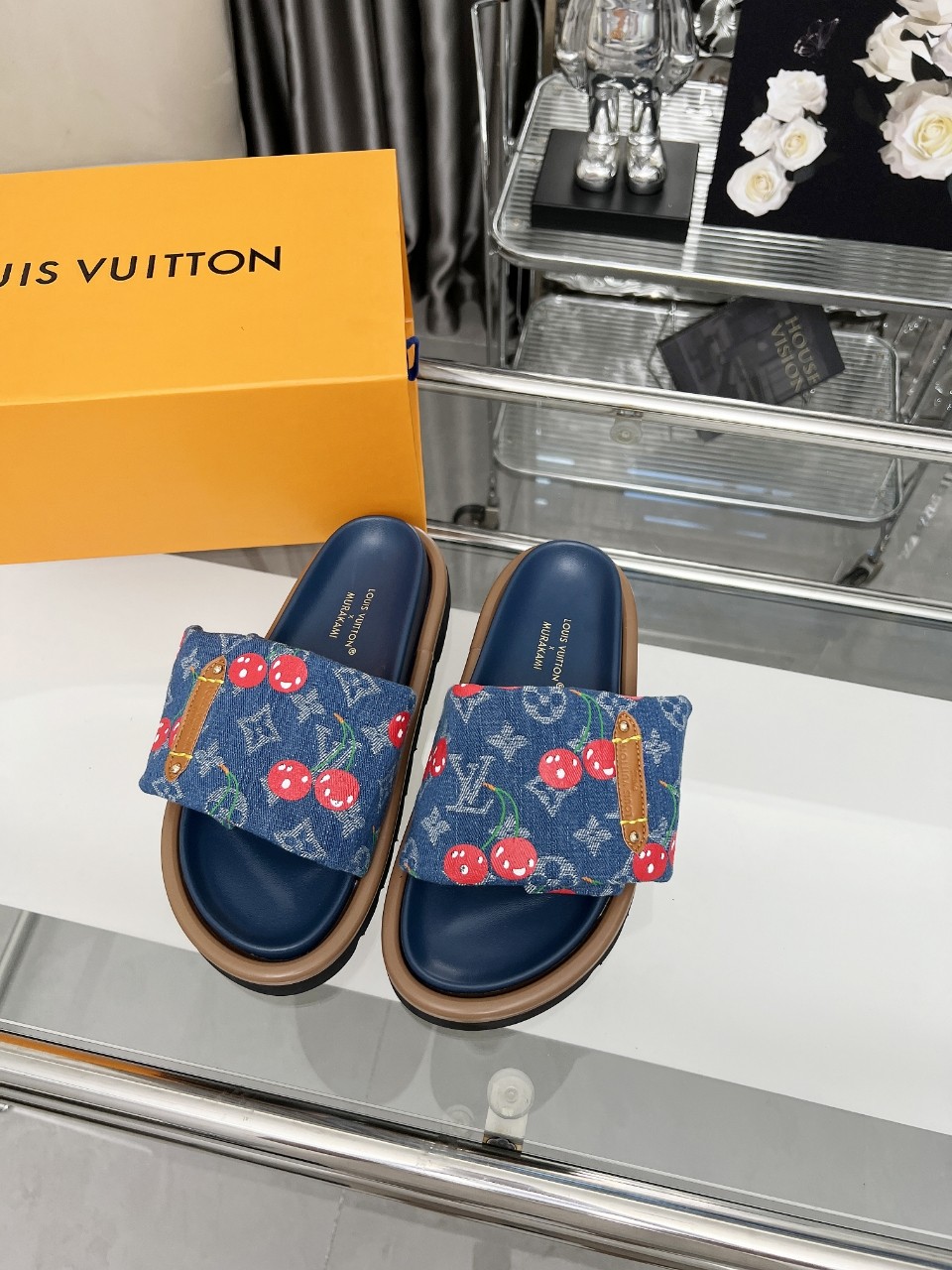 LV spring and summer new slippers