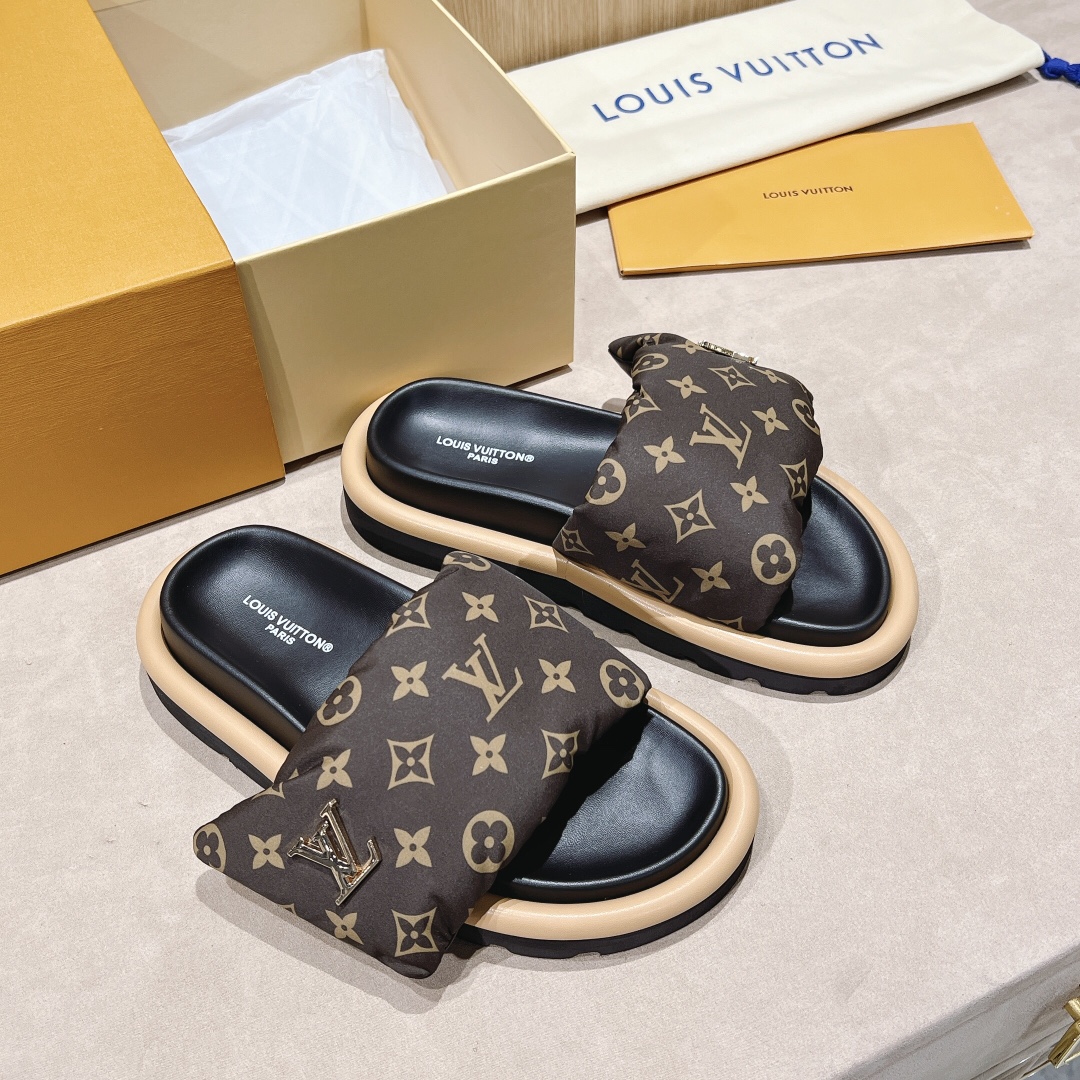 LV Pool Pillow Comfort Flat Sandals