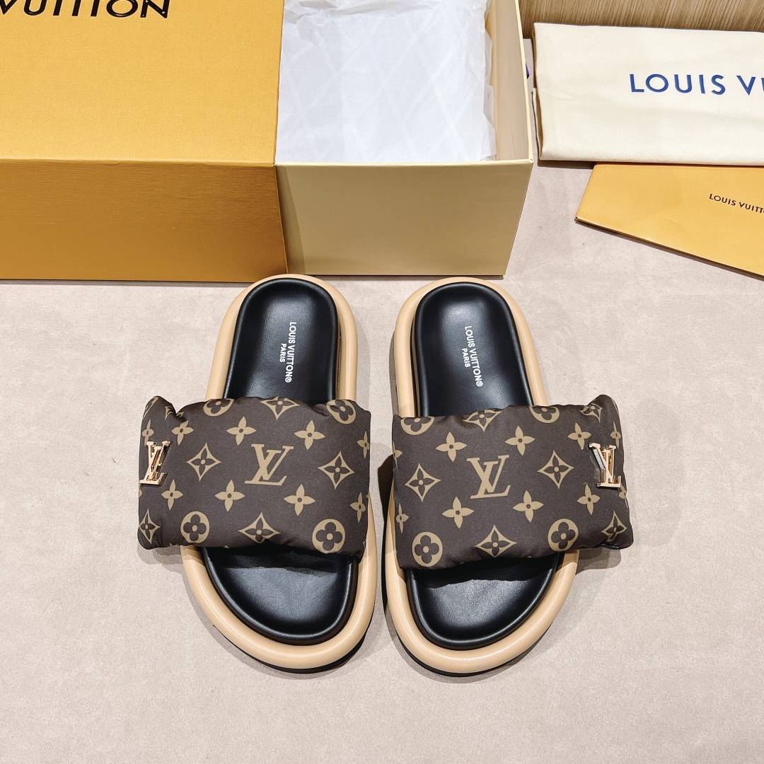 LV Pool Pillow Comfort Flat Sandals