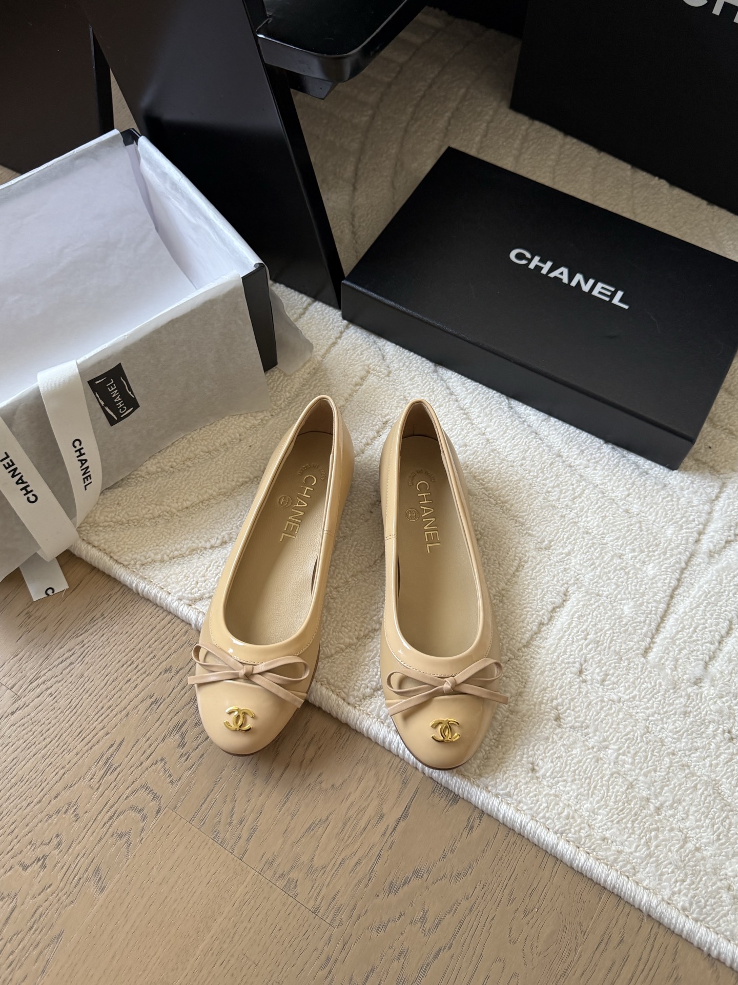 Chanel Vintage series shoes