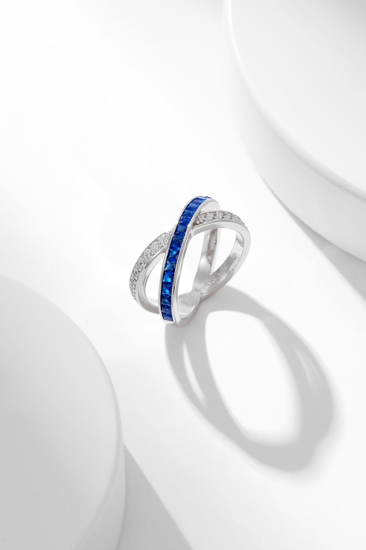 Chaumet's New Liens Ring