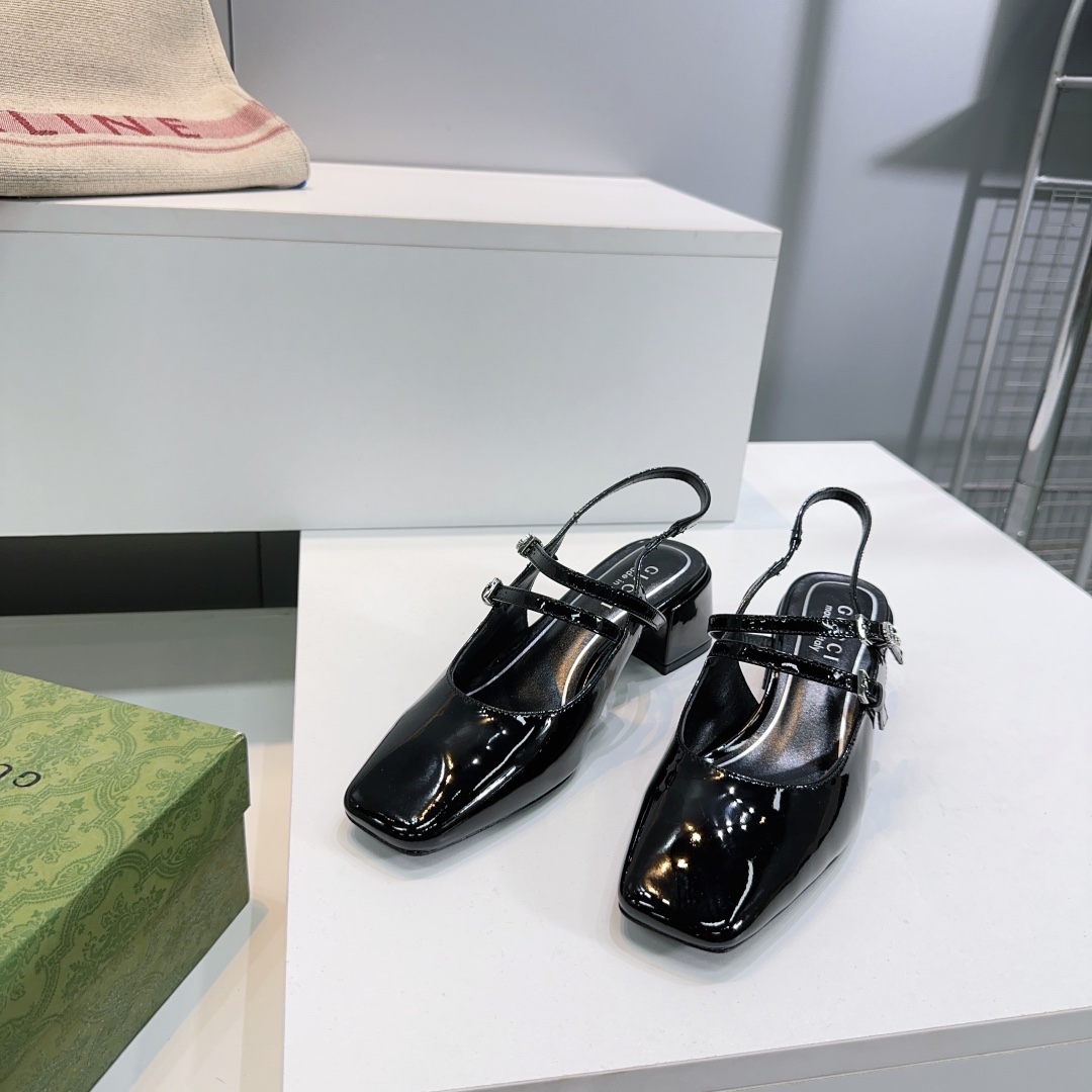 Gucci patent leather block-heeled sandals are top-quality