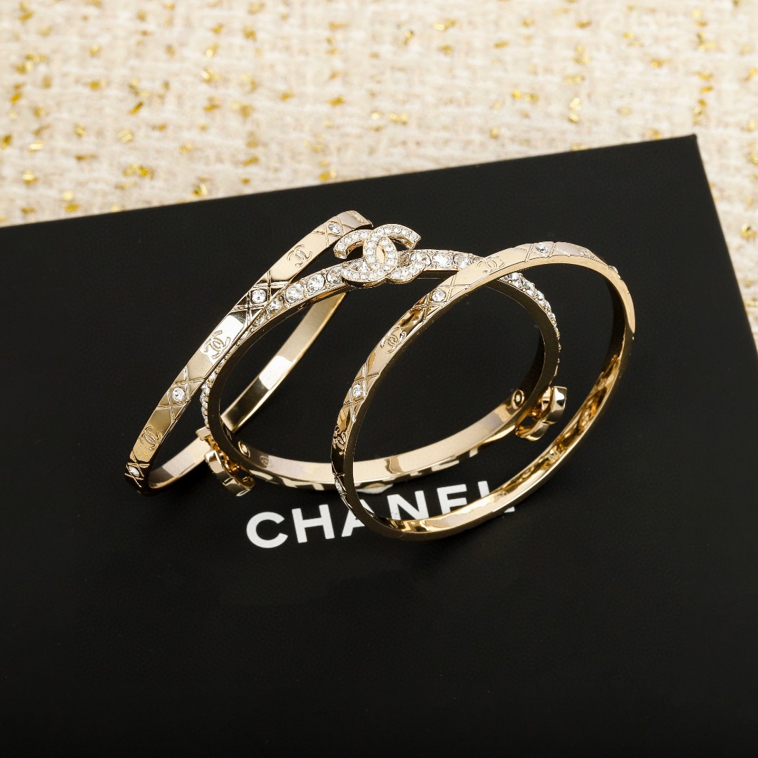 Fashion  Accessories