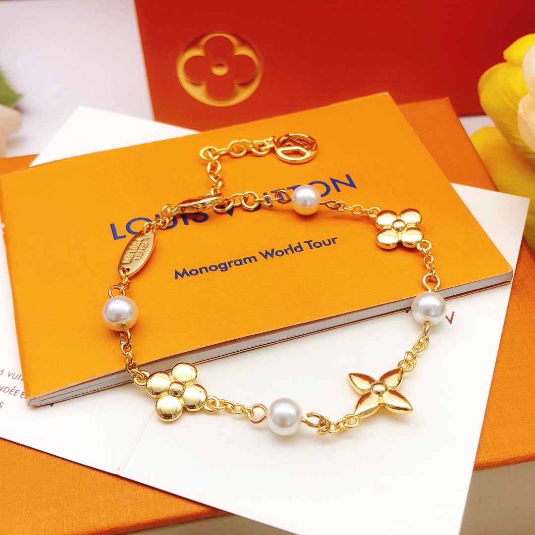 LV new flower bracelet