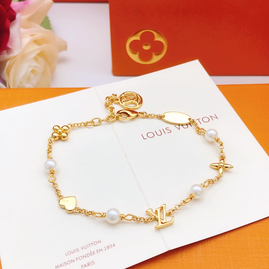 LV new heart bracelet
