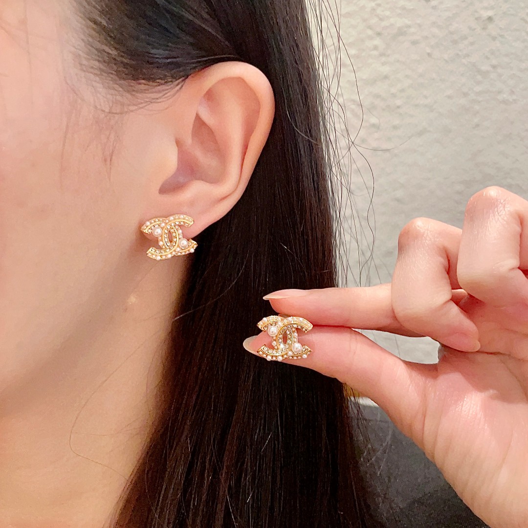 Chanel vintage double C stud earrings