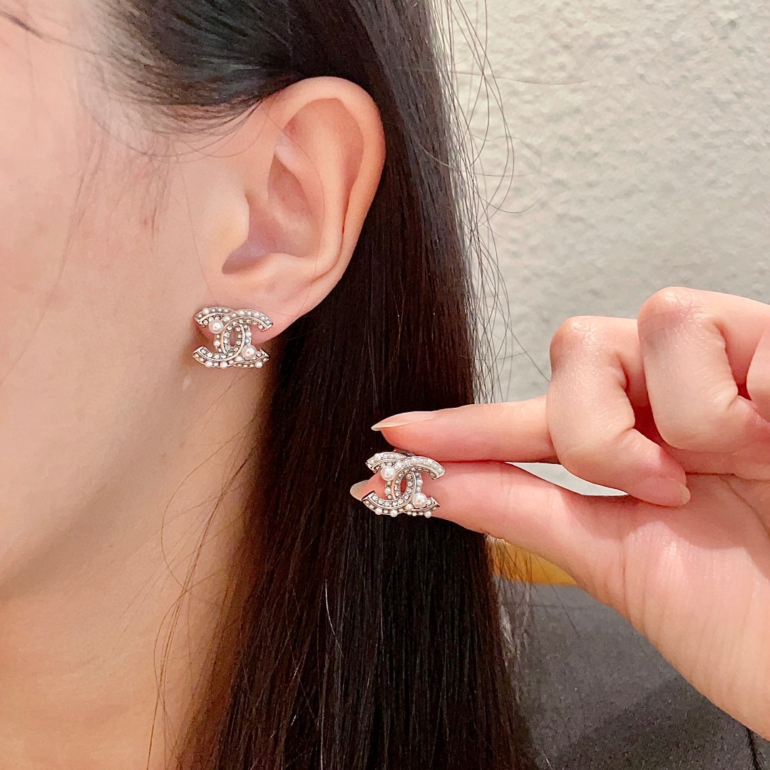 Chanel vintage double C stud earrings