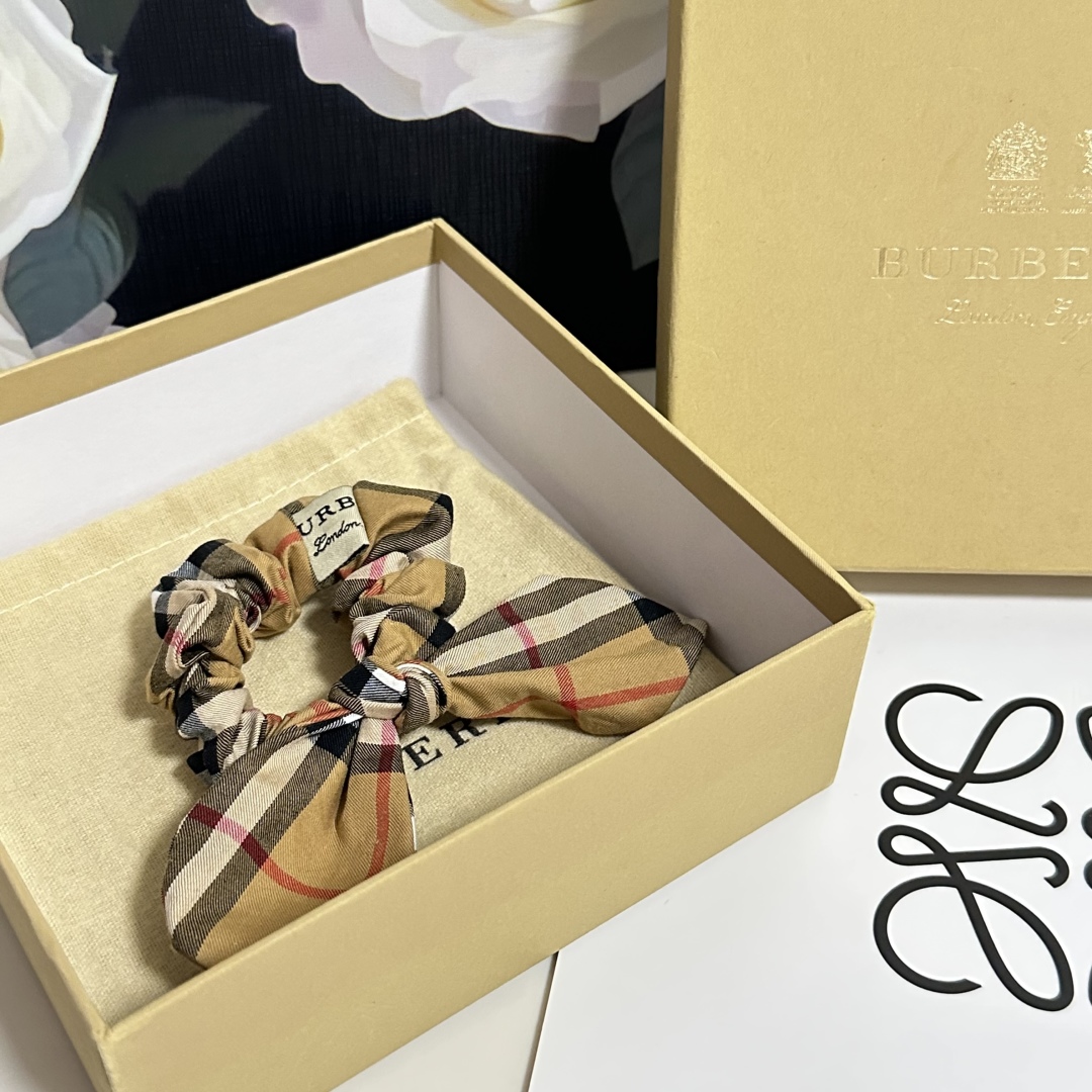 Burberry silk luxury hairband