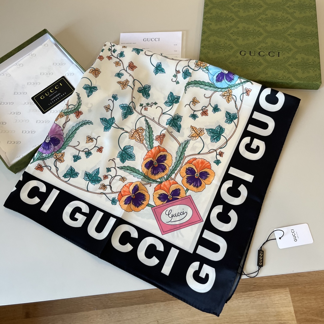 Gucci Floral Premium Twill Silk Square Scarf