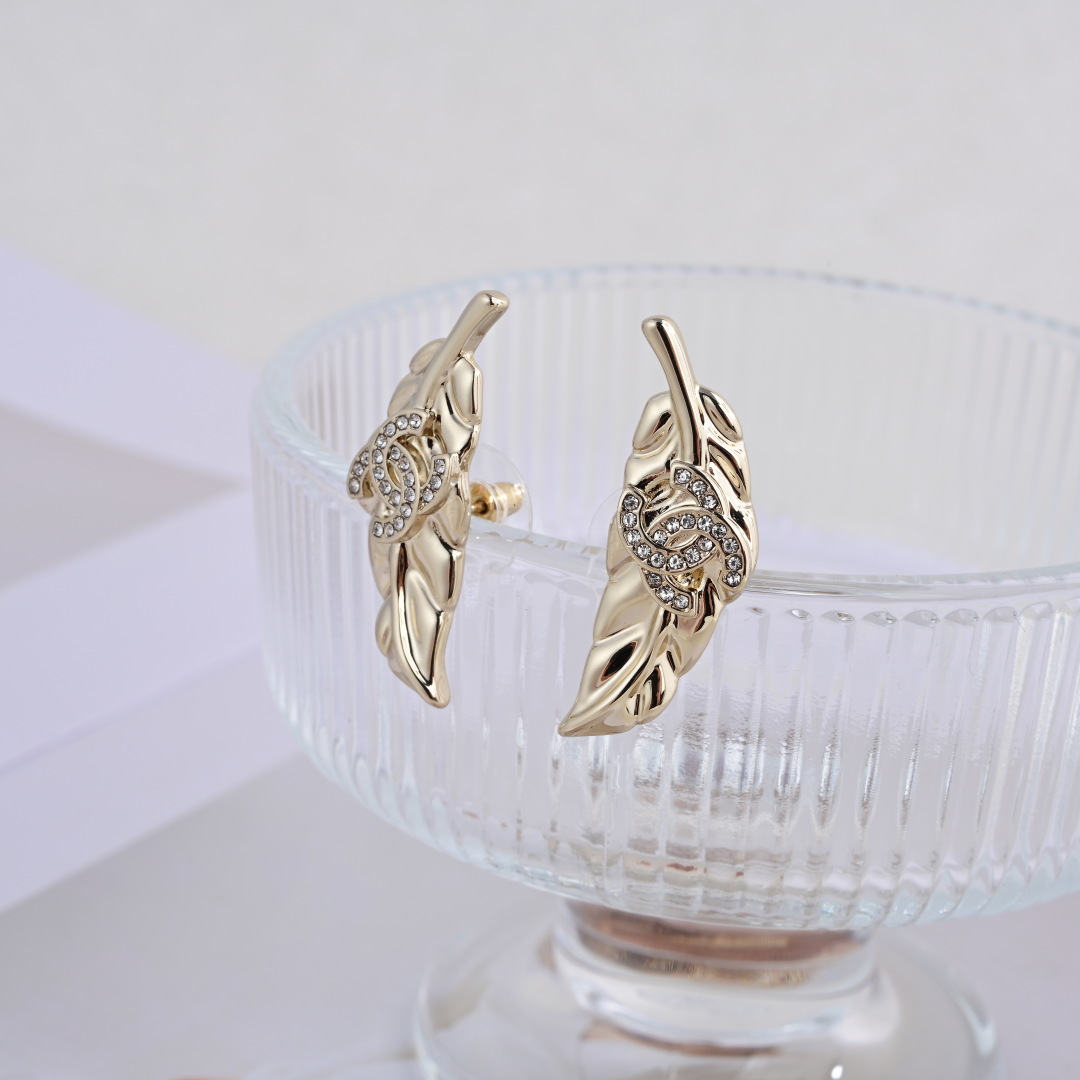 Chanel stylish earrings