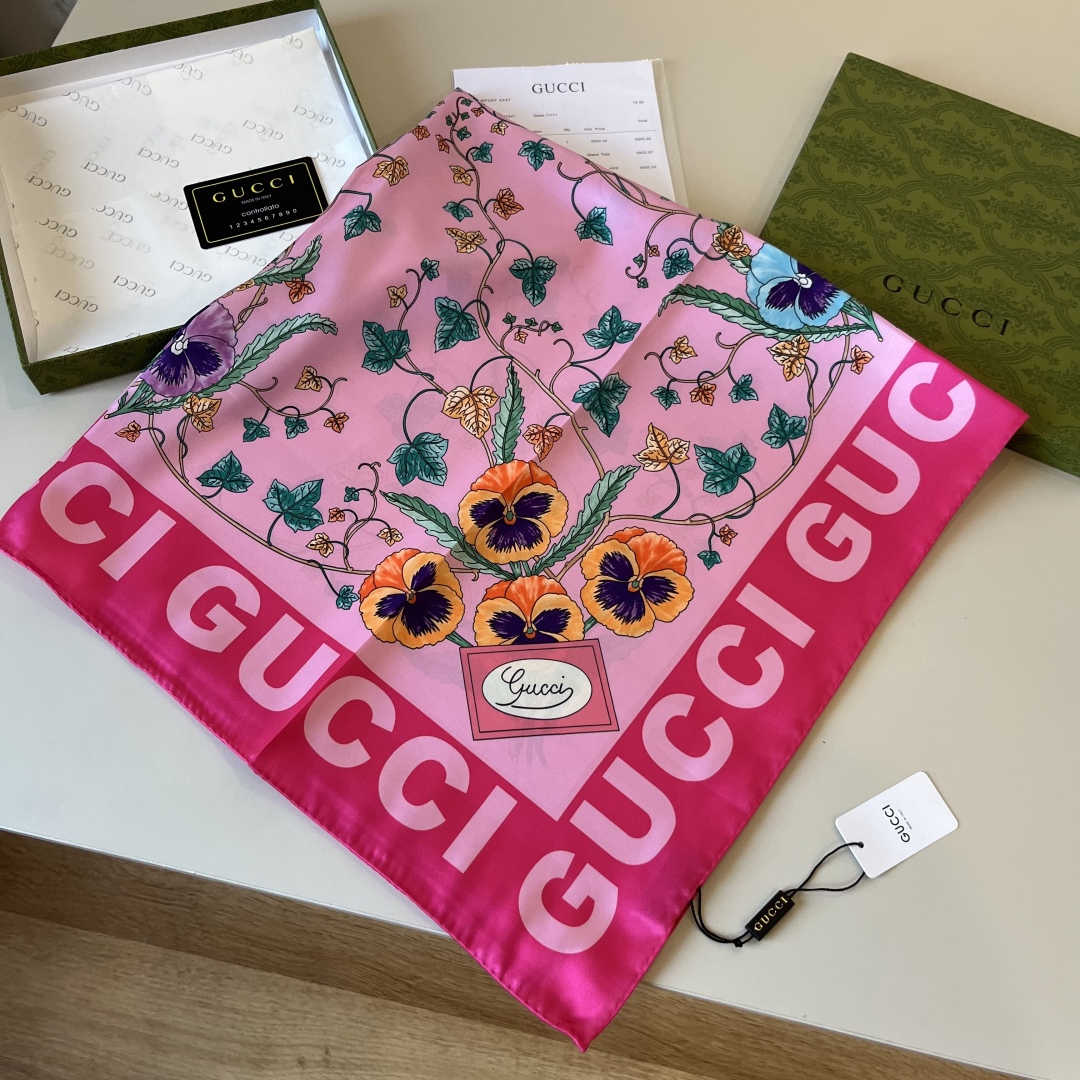 Gucci Floral Premium Twill Silk Square Scarf