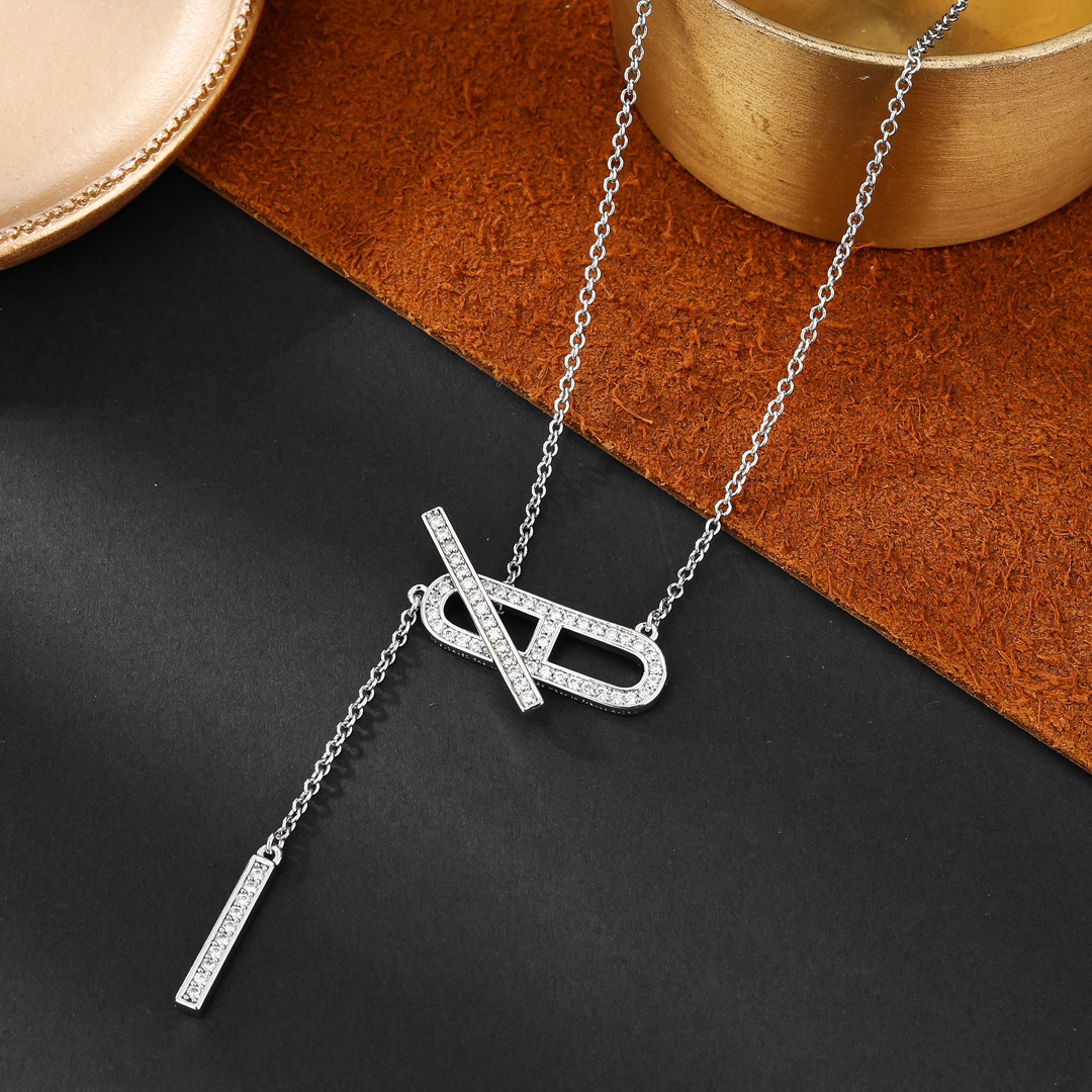 Hermès Pig Nose Necklace