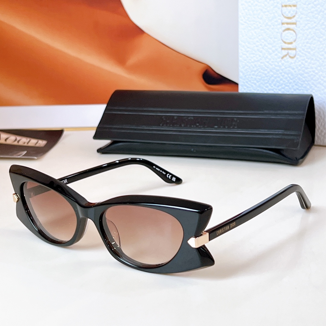 Dior Butterfly fashion sunglasses