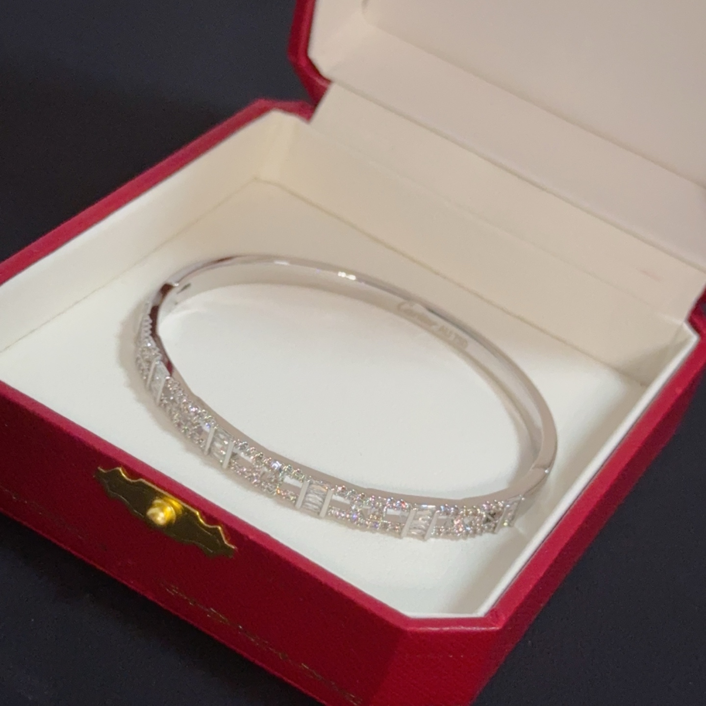 Cartier Diamond Bracelet High Edition