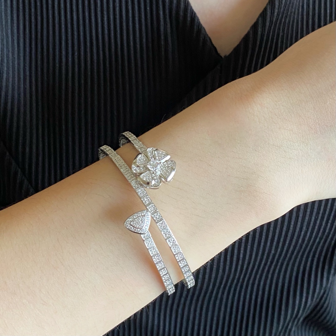 Bulgari's High-End Diamond Blooming Bracelet