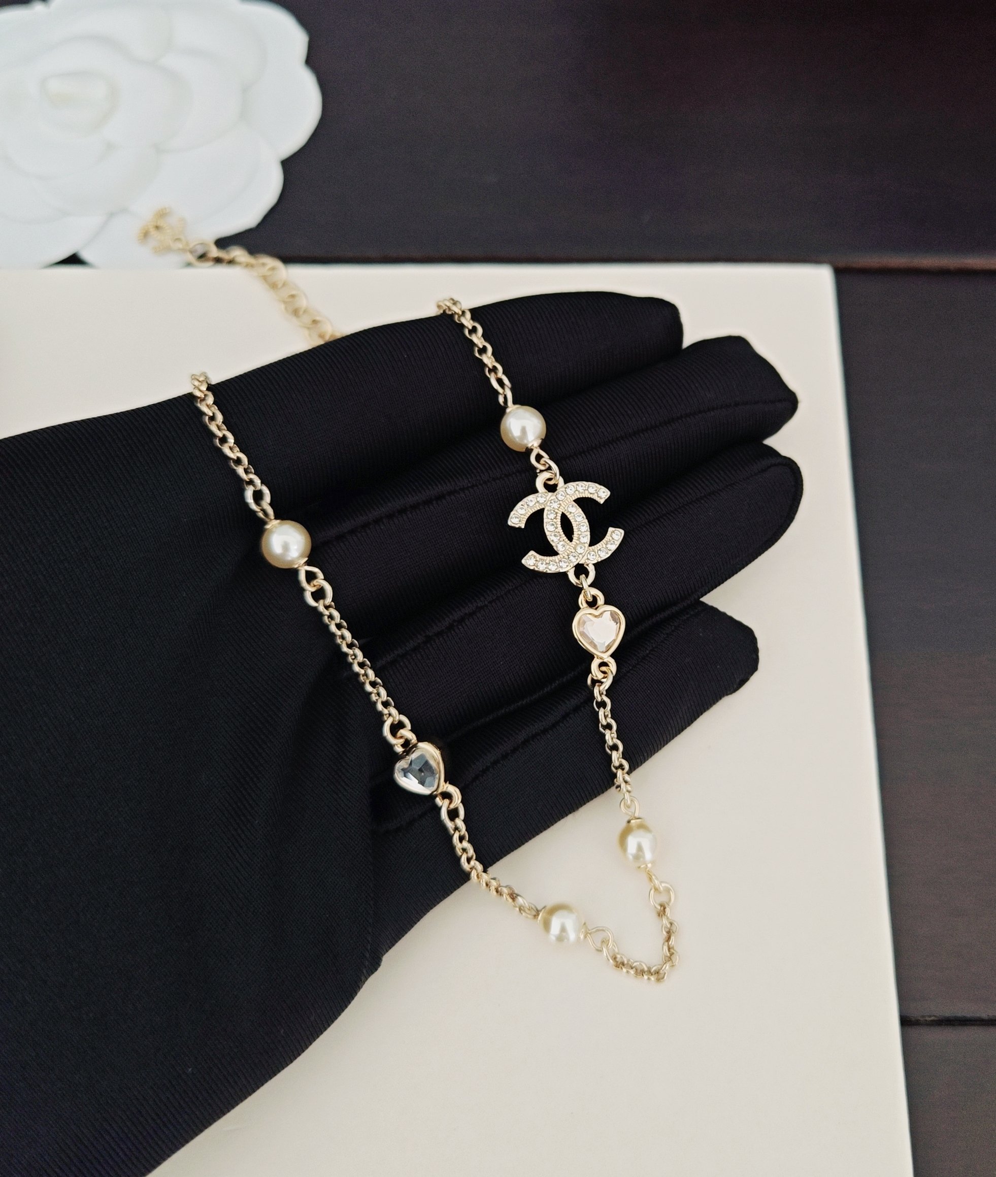 Chanel light gold chain heart necklace