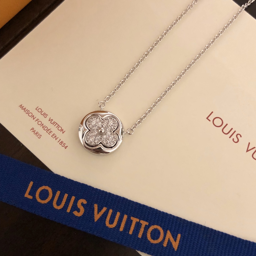 LV four-leaf clover necklace Seiko version