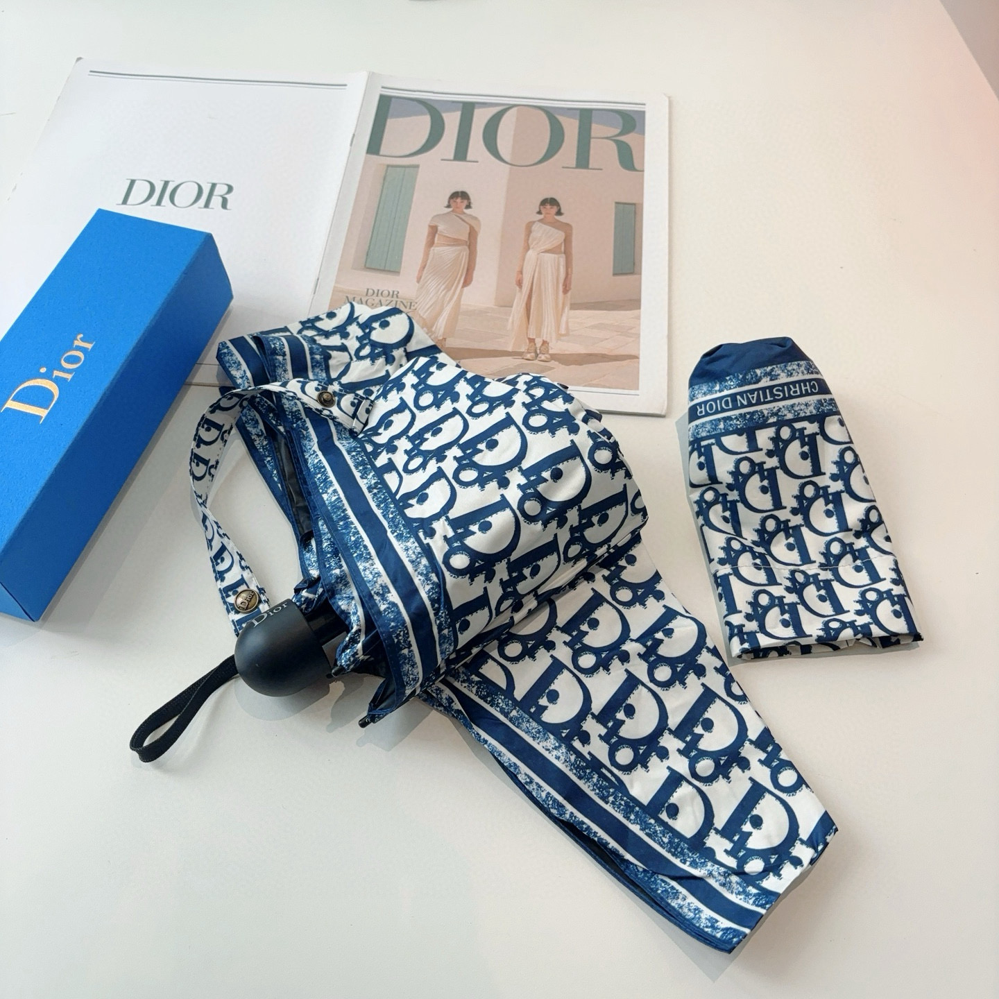 Dior Hand-Opening Folding Umbrella