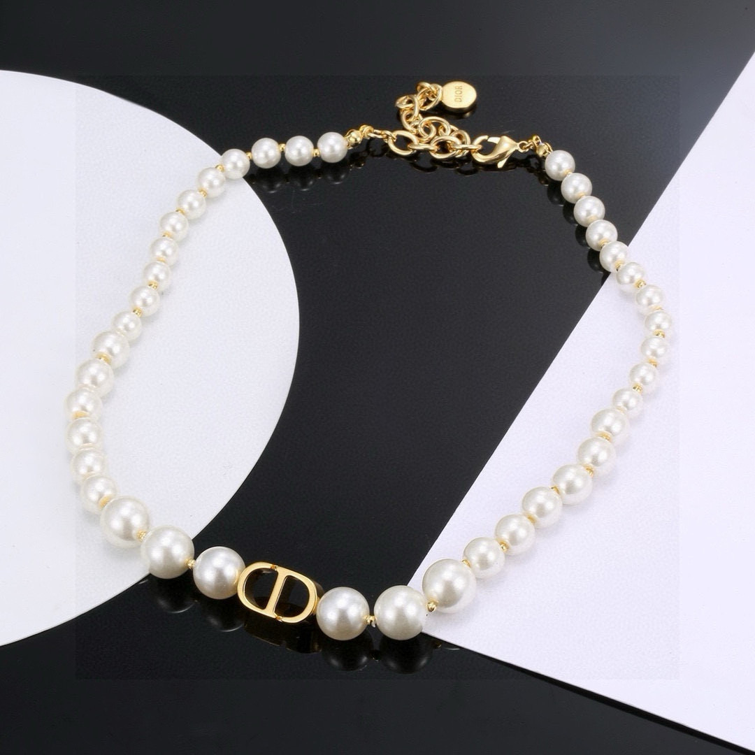 Dior Pearl Necklace