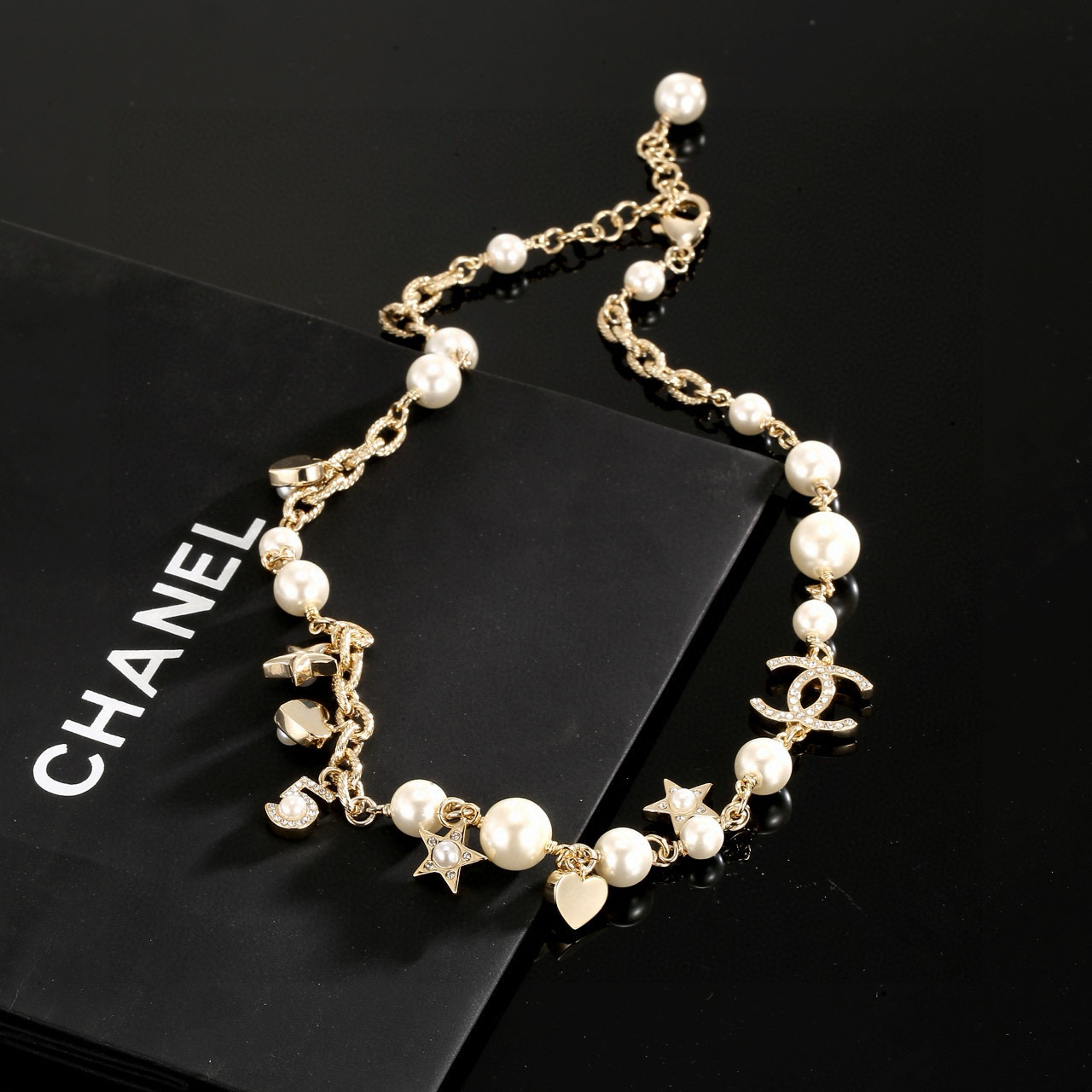Chanel Star Heart Peach Letter Double C Necklace
