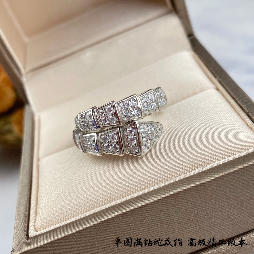 Bulgari Wide Single-Hand Full Diamond Snake Ring