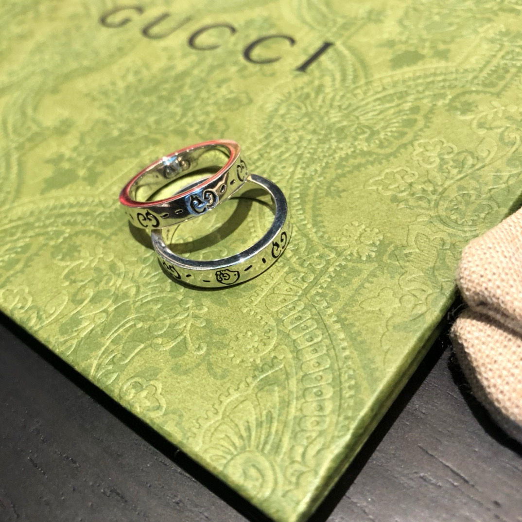 Gucci Ghost sterling silver ring