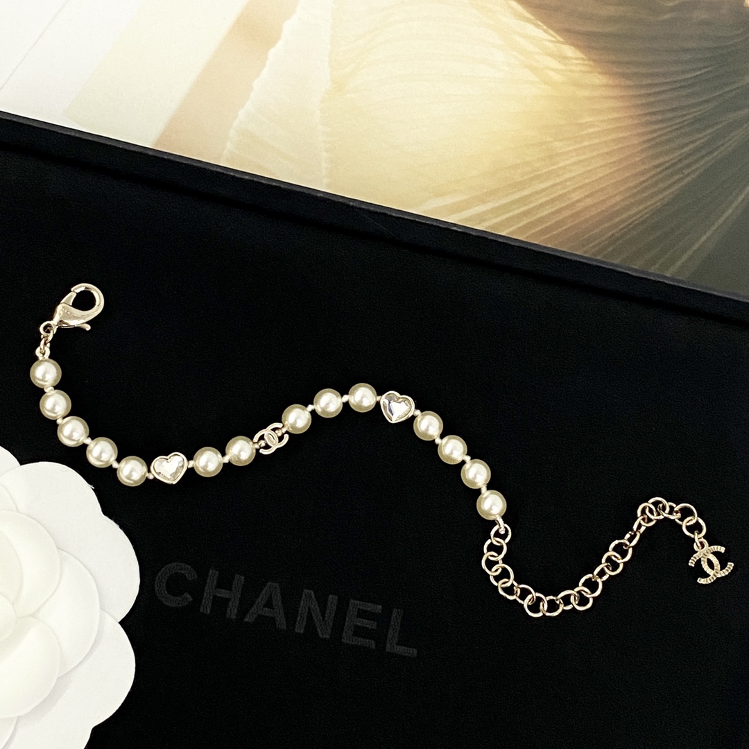 Chanel 3D Heart Diamond and Pearl Bracelet