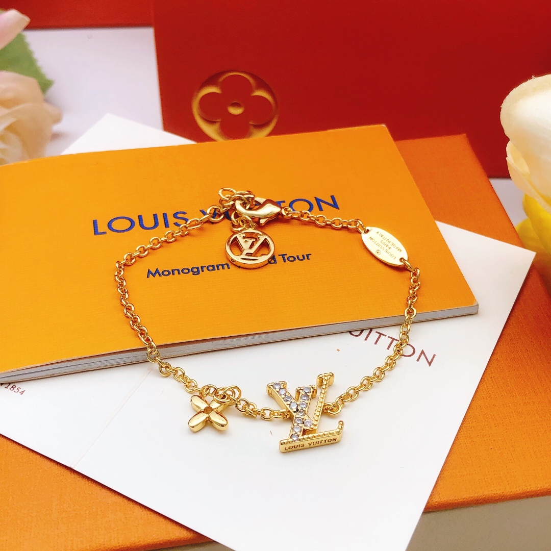 LV fashion bracelet