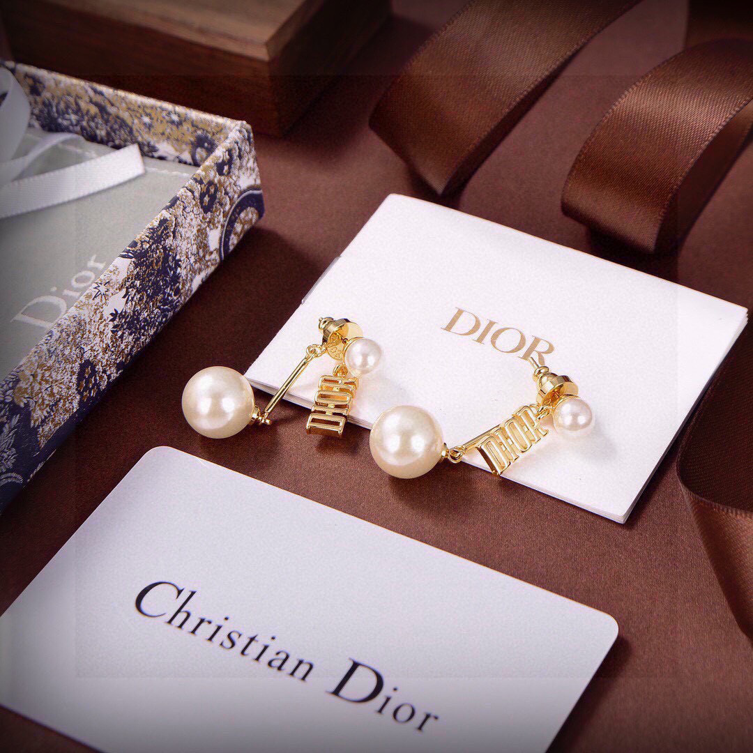 Dior Classic Letter Earrings