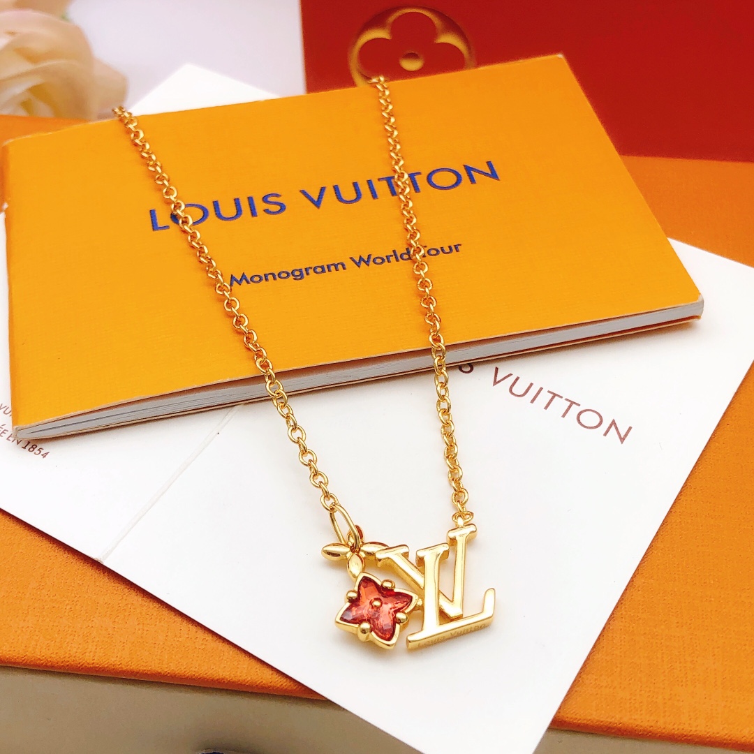 LV red plum blossom diamond necklace