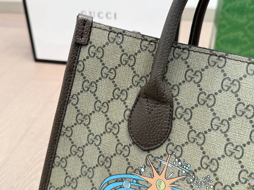 Gucci canvas tote bag