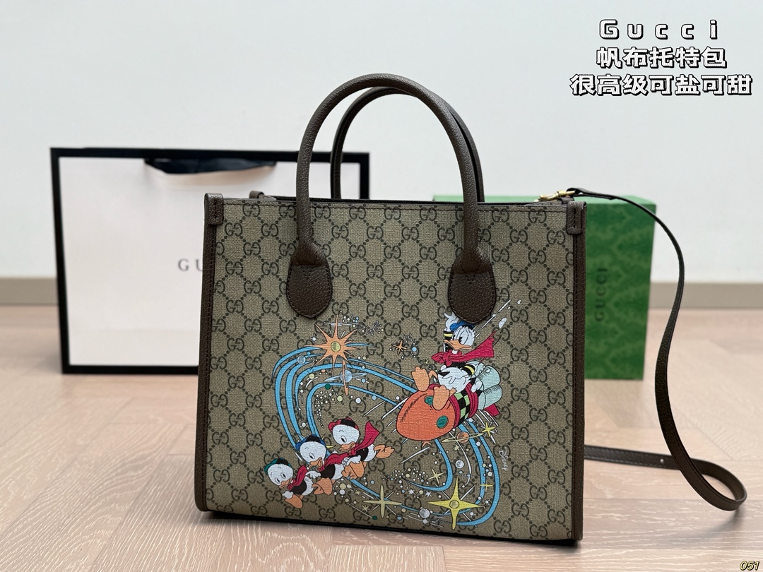 Gucci canvas tote bag