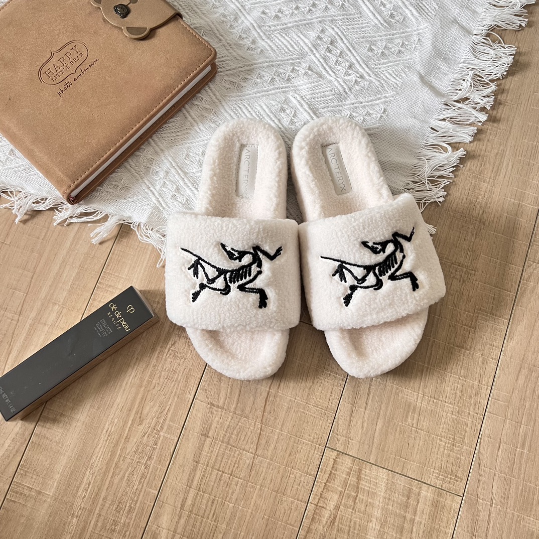 Arc'teryx Wool Slippers