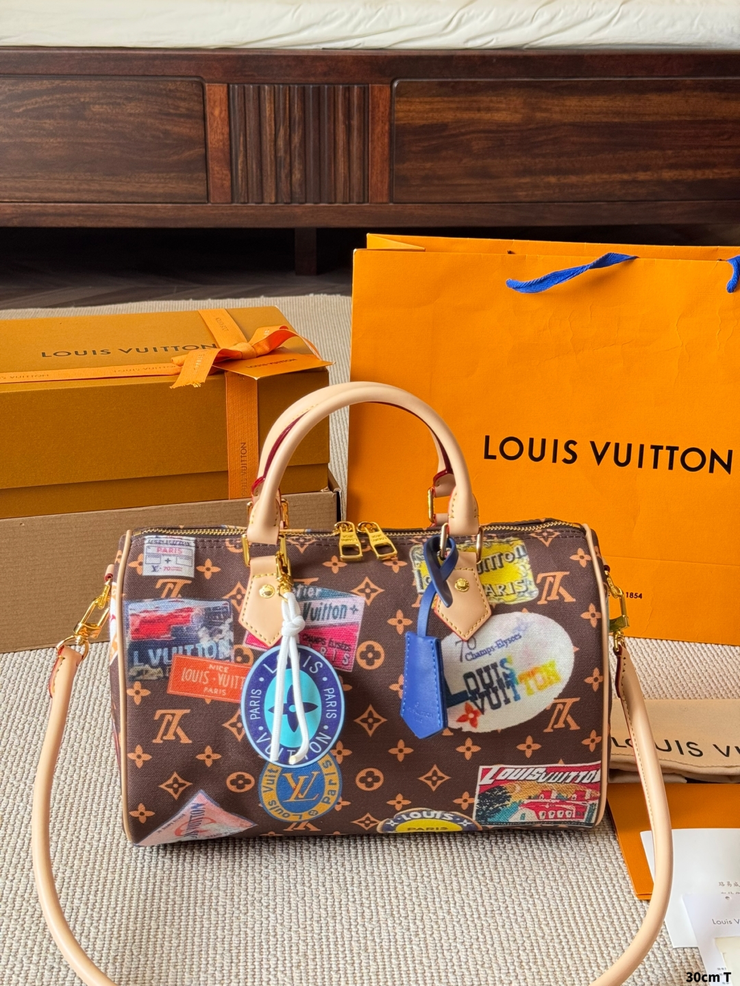 LV Speedy Bandoulière Bag