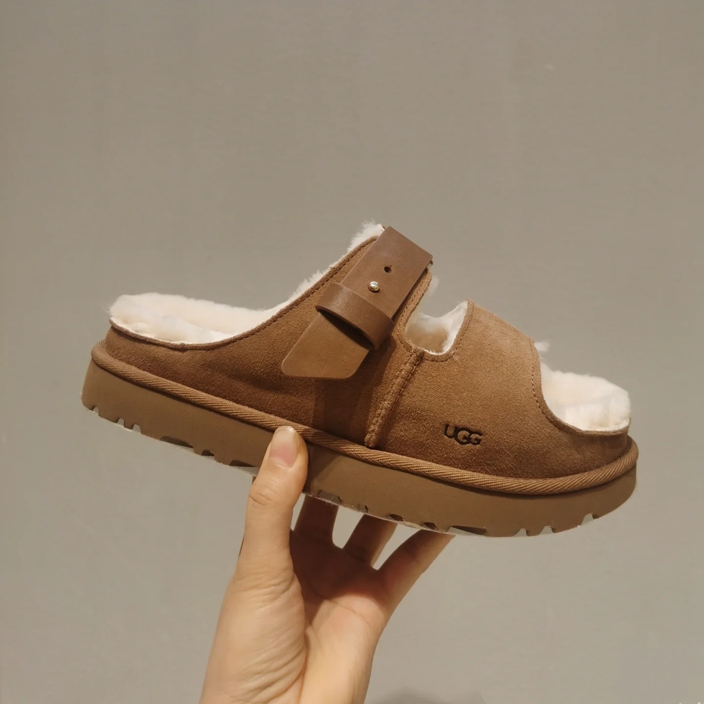 New UGG Spring/Autumn Slippers