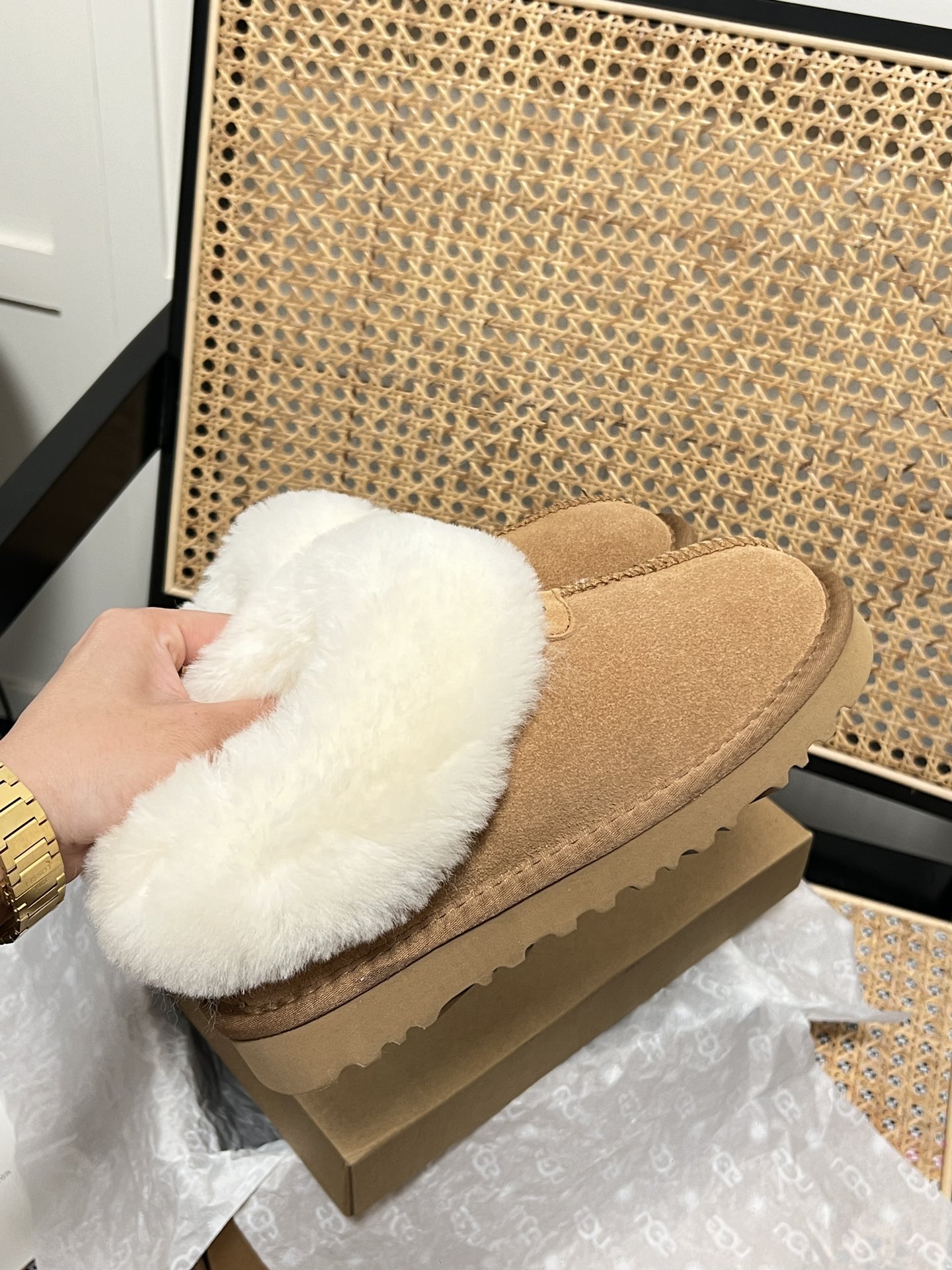 UGG Tutz Thin-Sole Winter Fur Boots