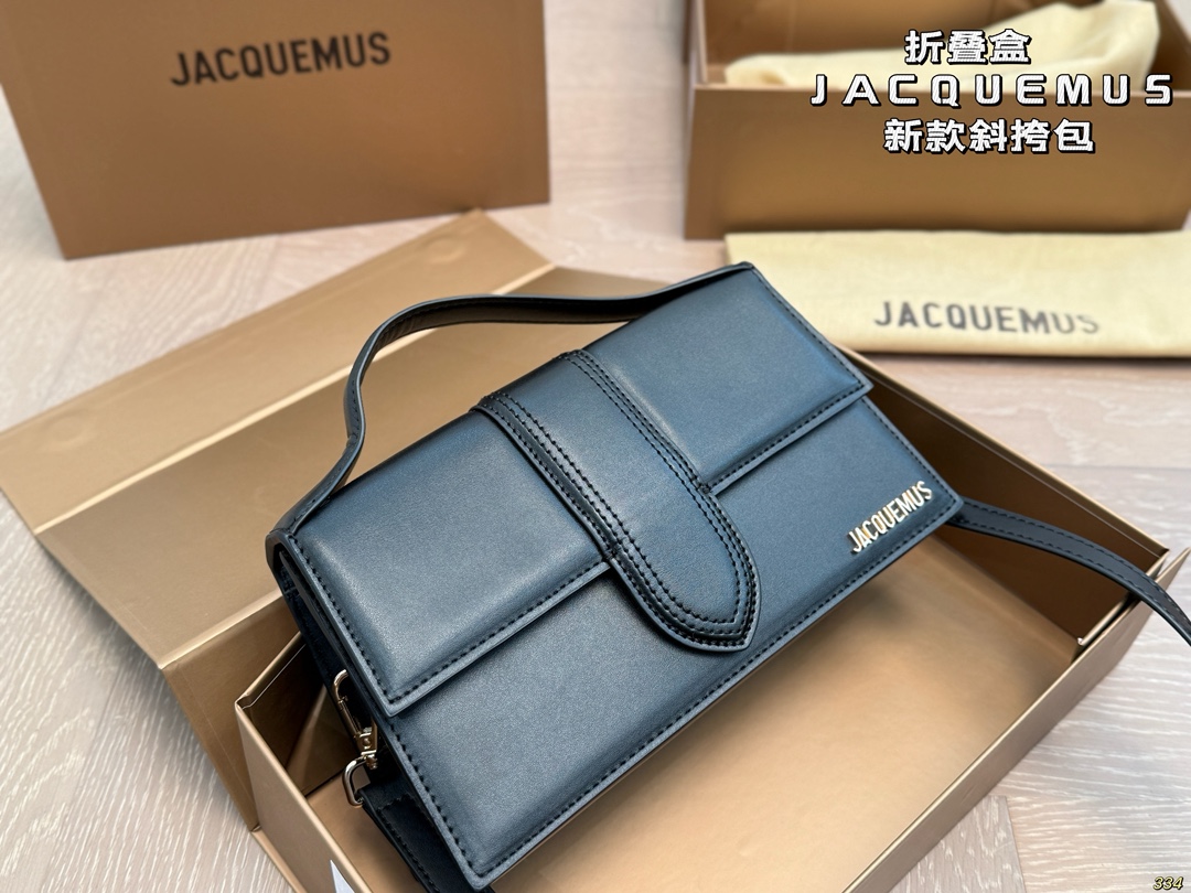 JACQUEMUS crossbody bag