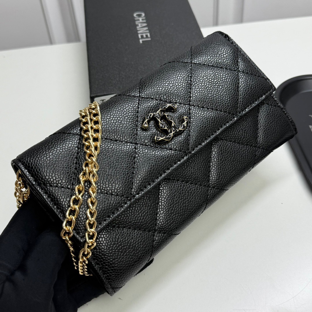 Chanel shoulder bag