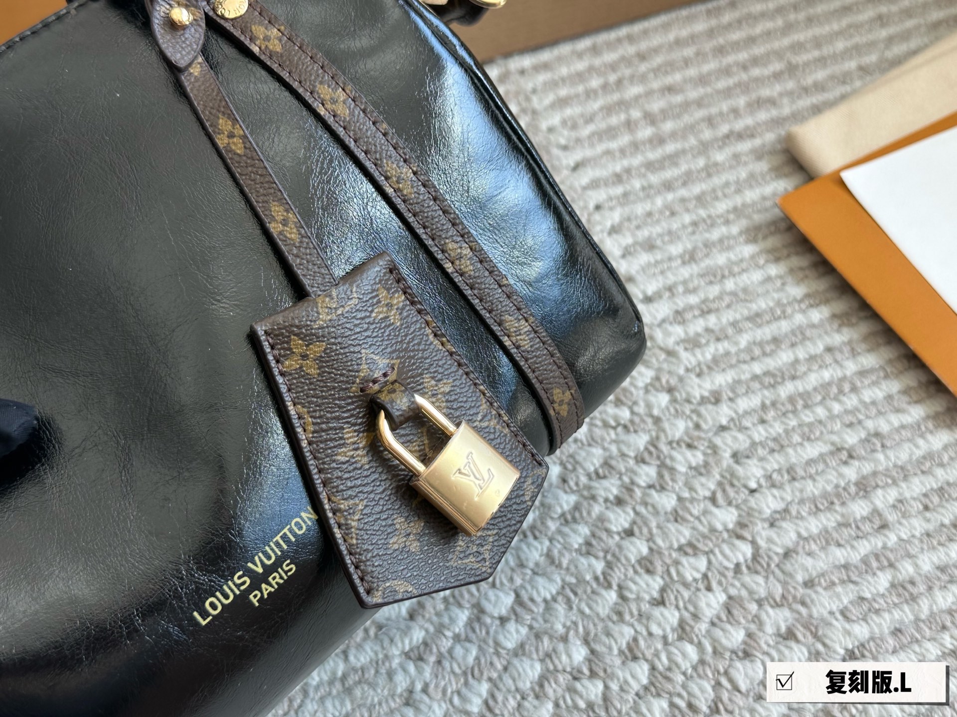 LV express Vintage Bag