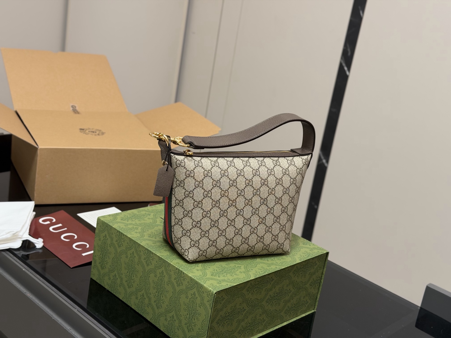 Gucci Hobo Lunch Box Bag