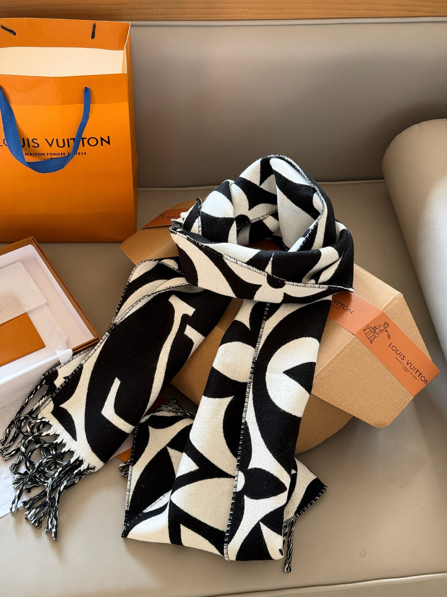LV black and white scarf