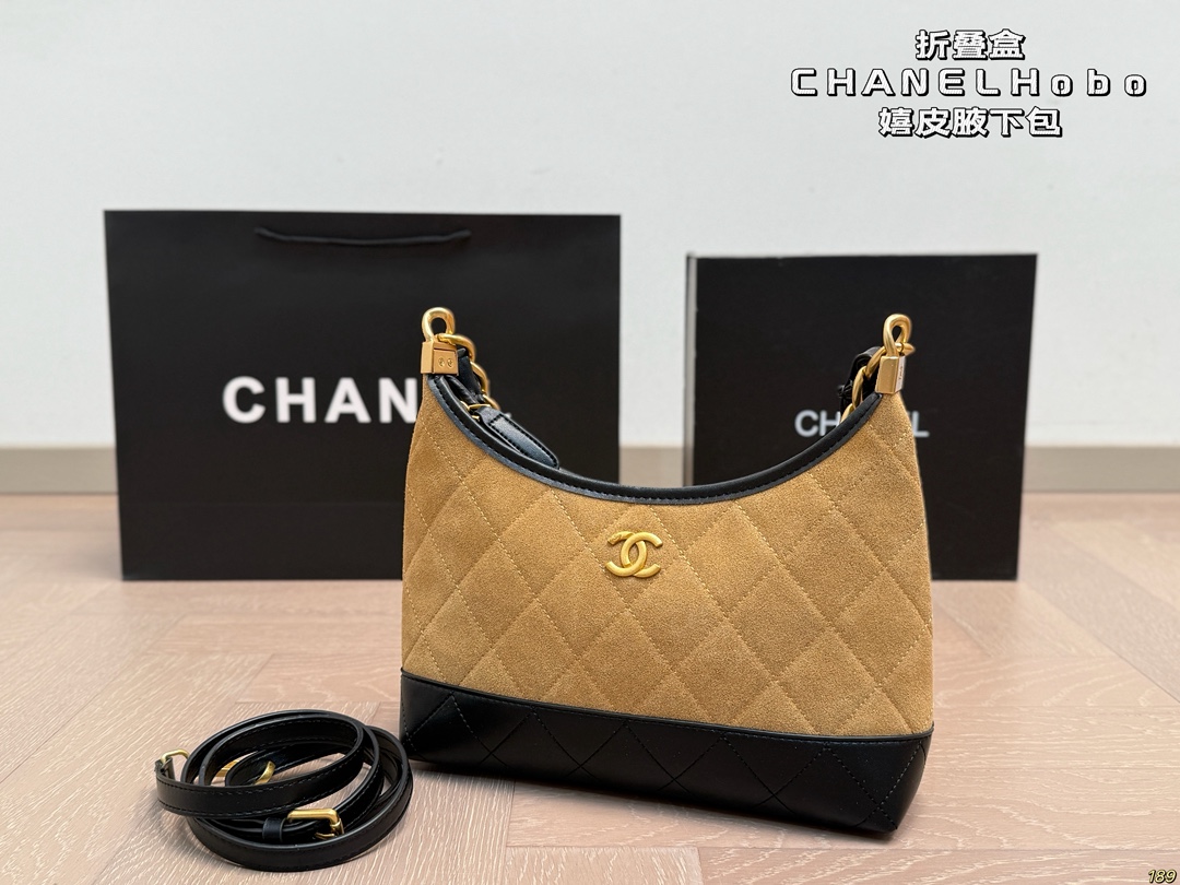 Chanel Hobo Underarm Bag