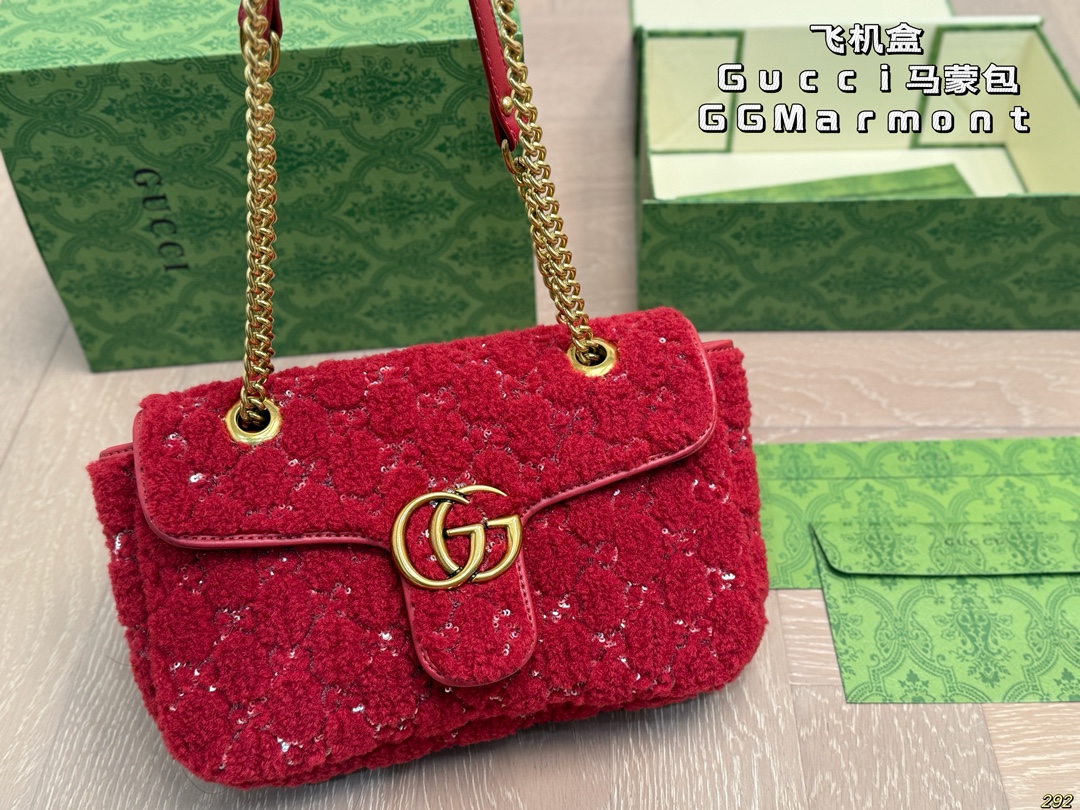 Gucci's classic Marmont bag