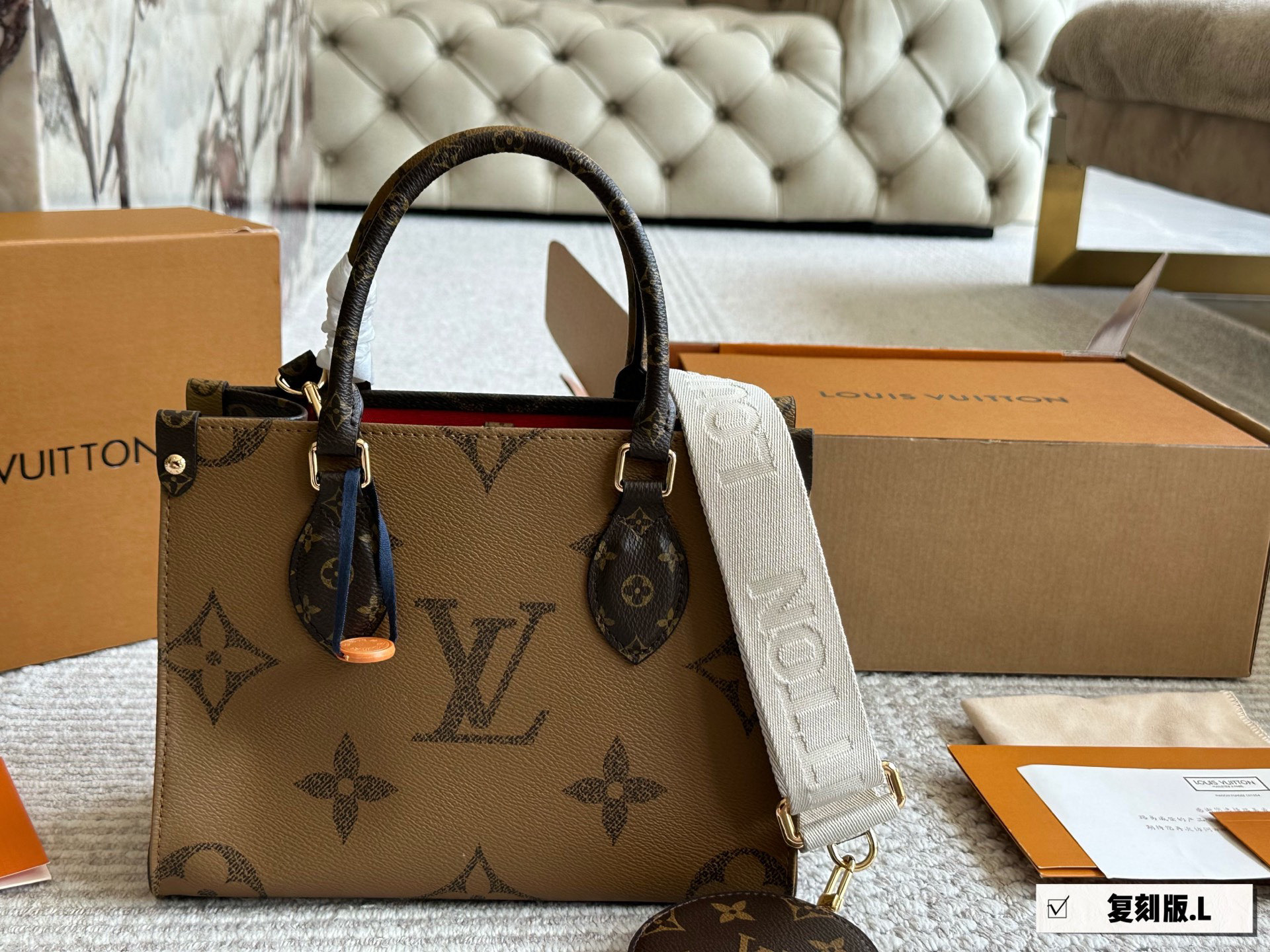 LV OnTheGo Small Tote
