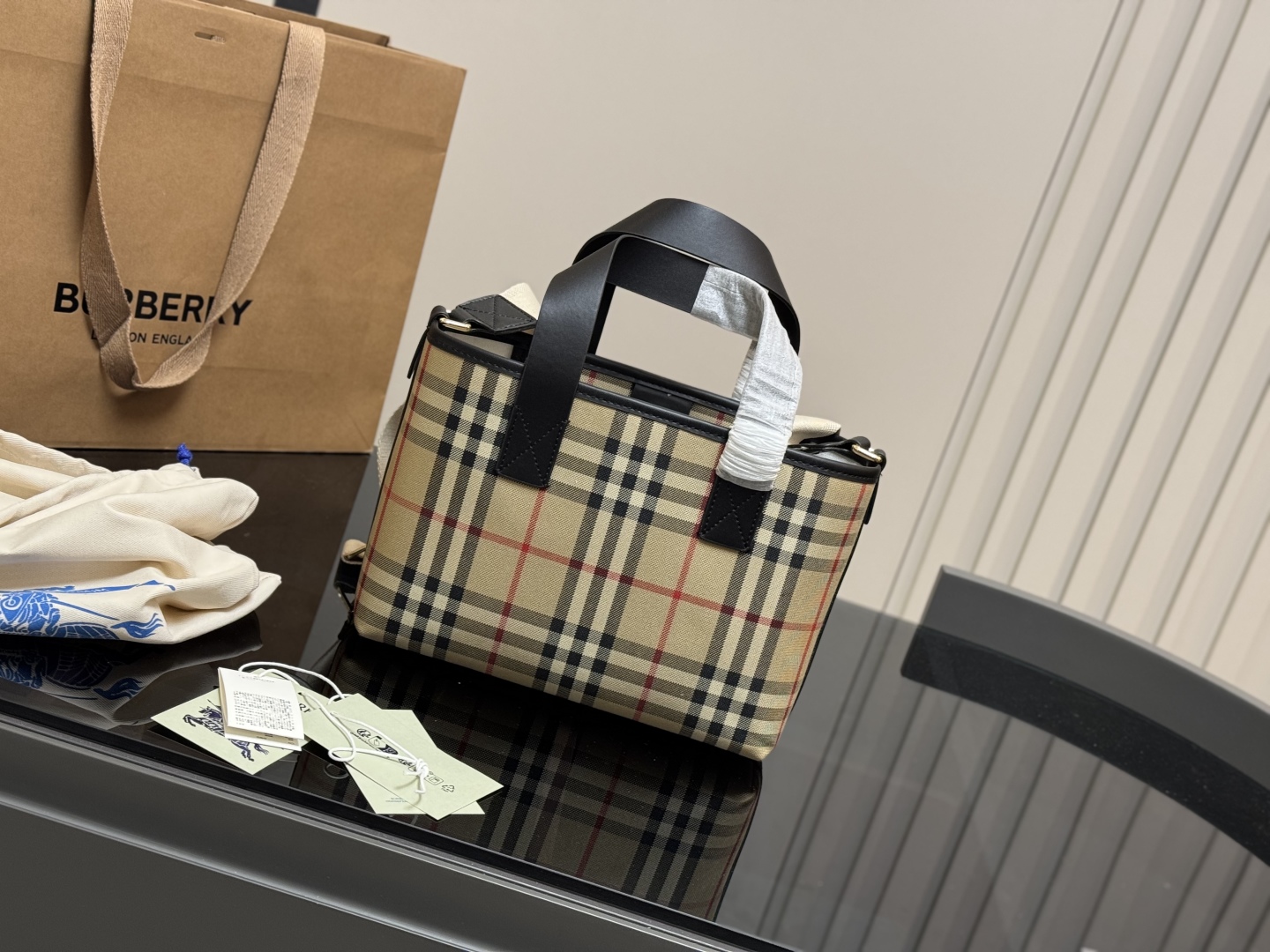 Burberry shopping bag