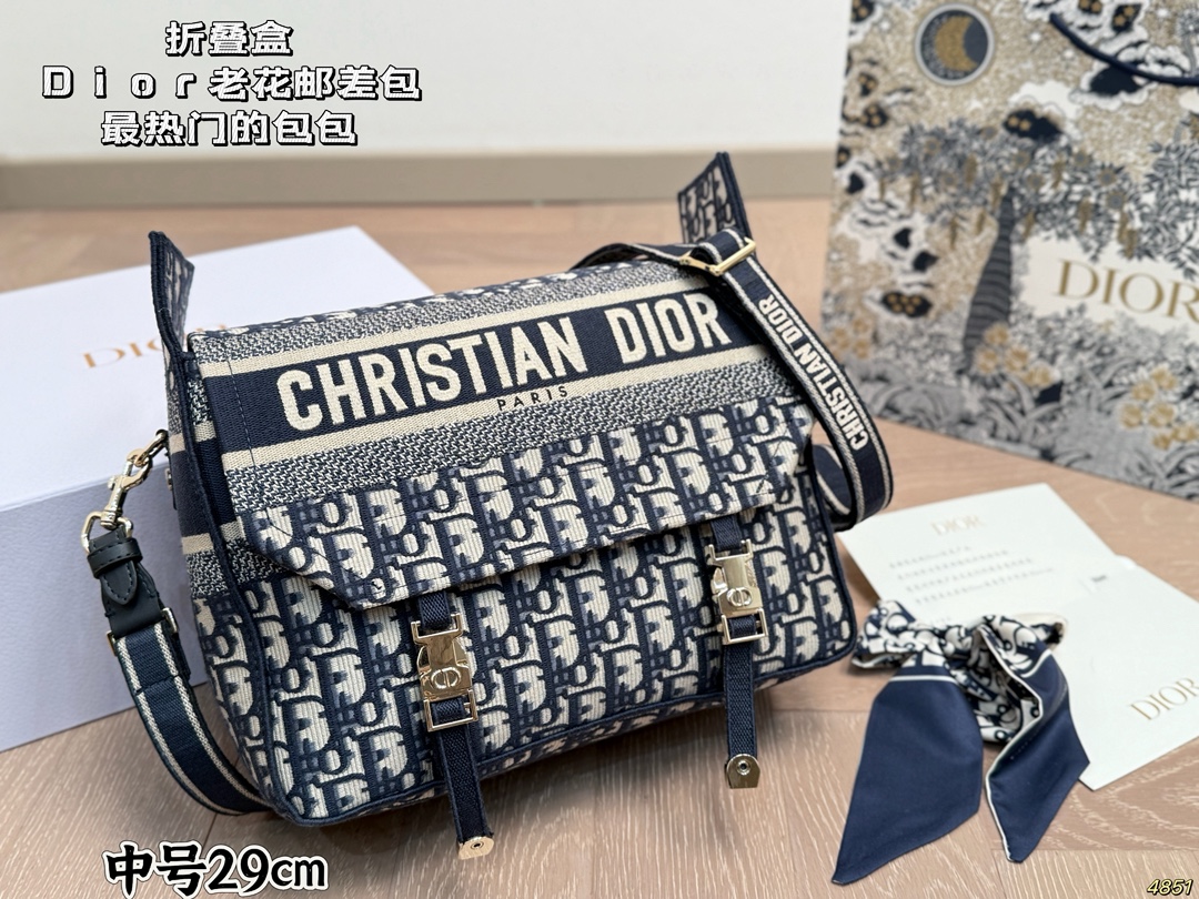 Dior messenger bag
